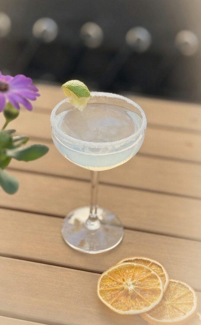 Cocktail Margarita, Gin Tony, Foodtruck geserveerde cocktail, Cocktail van Holy Water uit Brasschaat