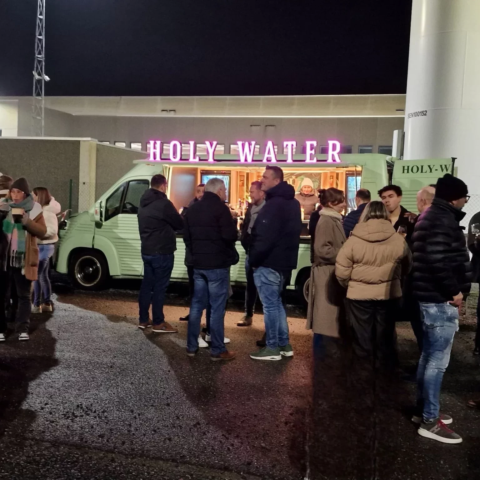 Dreamland personeelsfeest, bedrijfsevent Beersel, Holy-Water Drinks Truck, hapjes en drankjes event
