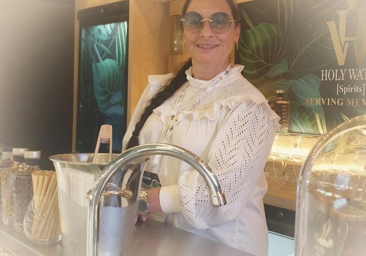 Gin Tony, Foodtruck geserveerde cocktail, Cocktail van Holy Water uit Brasschaat
